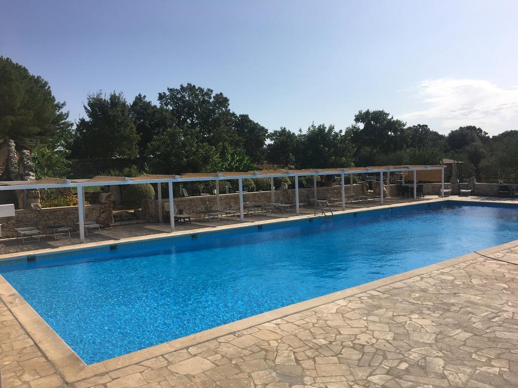 Agritria Di Umberto Anglisani Villa Ostuni Exteriör bild